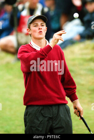 SOUTHPORT, INGHILTERRA 16-19 luglio 1998. Golfista inglese Justin Rosa nel 1998 British Open di Golf Championships. Come un dilettante ROSE legato per la quarta posizione a 127Open Championship tenutosi presso il Royal Birkdale Golf Club di Southport, Inghilterra. Dopo 20 anni, egli è preferito per prendere il 2018 aperta a Carnoustie Championship Course in Scozia. ©Jayne Russell/ Alamy Stock Photo Foto Stock