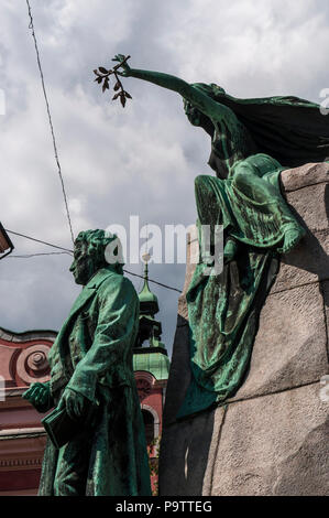 Lubiana, Piazza Prešeren: Monumento Prešeren, fine storicistico statua in bronzo della nazionale slovena poeta France Prešeren (1800-1849) da Ivan Zajec Foto Stock