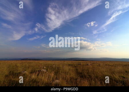 Il monte Brocken, vertice panorama del paesaggio, Harz mountain range, Sassonia-Anhalt, Germania Foto Stock