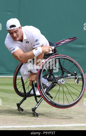 Gustavo Fernandez di Argentina (nella foto) competere nel tennis maschile singles v Shingo Kunieda del Giappone in sedia a rotelle la concorrenza a Wimbledon 2018. Gustavo Fernandez ha vinto 6-4 3-6 7-5. Foto Stock