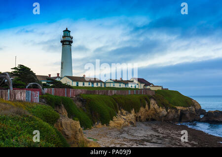 Un colpo preso da Pigeon Point Lighthouse Foto Stock