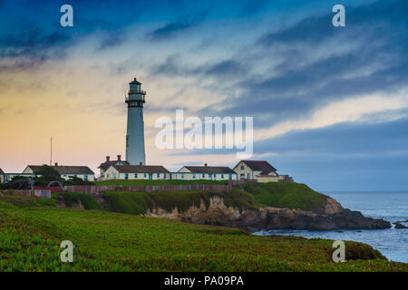 Un colpo preso da Pigeon Point Lighthouse Foto Stock