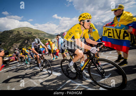 Team Sky della Geraint Thomas in azione durante lo stadio di dodici del 2018 Tour de France. Foto Stock