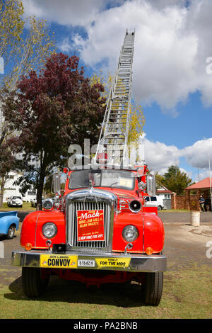 1958 B85 thermodyne Mack motore Fire al Glen innes vintage carrello mostra nel nord del New South Wales, Australia Foto Stock