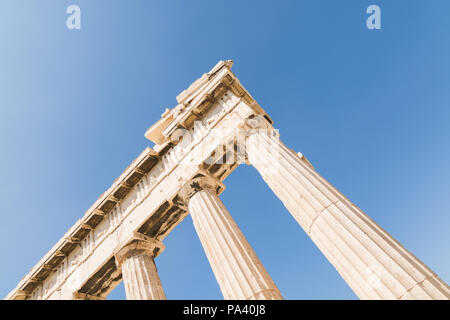 Rovine del Partenone tempio sull'Acropoli di Atene, Grecia Foto Stock