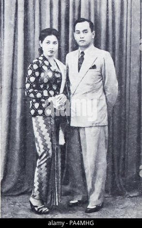 62 Dhalia 2 film varia Jan 1956 p7 Foto Stock