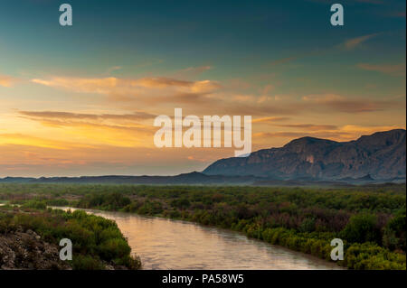 Sunrise nel Parco nazionale di Big Bend Foto Stock