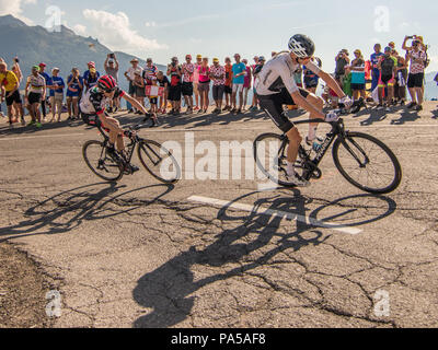 Chris Froome Team Sky Dan Martin UAE Emirates Tour de France 2018 ciclismo stadio 11 La Rosiere Rhone Alpes Savoie Francia Foto Stock