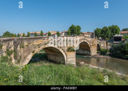 Ponte romano, Bédarrides, Francia Foto Stock