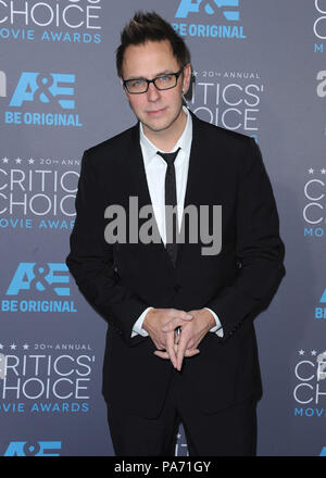 ***FILE FOTO*** James Gunn sparato da guardiani della galassia Vol. 3 Dopo la spianata TweetsLOS Angeles, CA - 15 gennaio: James Gunn al ventesimo critica annuale' Choice Movie Awards a Hollywood Palladium on gennaio 15, 2015 a Los Angeles, California. Credito: PGSK/MediaPunch Foto Stock