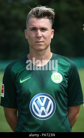 Wolfsburg, Deutschland. Il 20 luglio, 2018. firo: 20.07.2018, calcio, 1.Bundesliga, stagione 2018/2019, VfL Wolfsburg, photo shoot, ritratti, ritratto, Felix KLAUS, | Utilizzo di credito in tutto il mondo: dpa/Alamy Live News Foto Stock