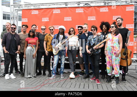 Londra, Regno Unito. Il 21 luglio 2018. Nile Rodgers apertura del sindaco di Londra del musicista di strada internazionale di giorno con i talenti a Wembley Park il 21 luglio 2018. Credito: Picture Capital/Alamy Live News Foto Stock