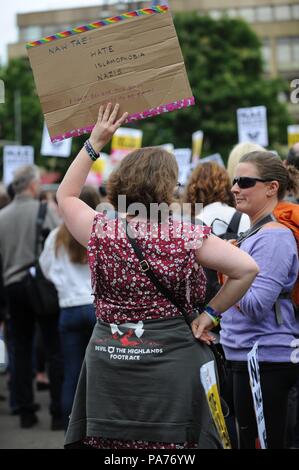 Glasgow, Scozia, 21 luglio 2018. Gruppi antifascisti terrà un contatore-dimostrazione in risposta alla difesa scozzese league proteste in George Square di sabato. Credito: Richard Hancox/Alamy Live News. Foto Stock