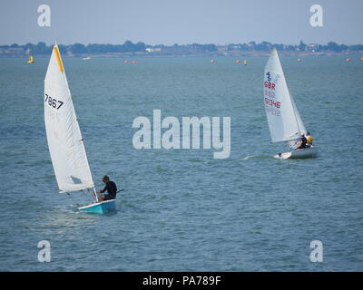 Sheerness, Kent, Regno Unito. 21 Luglio, 2018. Regno Unito Meteo: un soleggiato e caldo giorno in Sheerness, Kent. Credito: James Bell/Alamy Live News Foto Stock