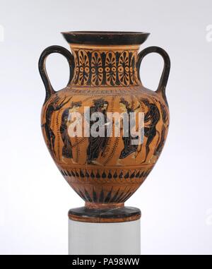 Collo di terracotta-anfora (JAR). Cultura: greco, soffitta. Dimensioni: H.: 11 5/16 in. (28,7 cm). Data: ultimo quarto del VI secolo A.C. Complementare, Dionysos e Arianna con satiri e menadi retromarcia, la partenza di guerrieri con carro. Museo: Metropolitan Museum of Art di New York, Stati Uniti d'America. Foto Stock