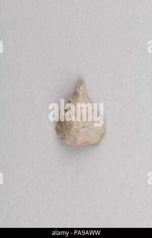 Arrowhead. Cultura: il Giappone. Dimensioni: W. 7/8 in. (2,2 cm); L. 1. (2.5 cm). Museo: Metropolitan Museum of Art di New York, Stati Uniti d'America. Foto Stock