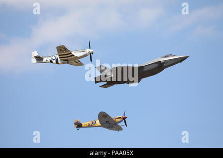 Hawker Hurricane IIc Fairford RIAT Domenica 15 Luglio 2018 Aeroplano militare Royal International Air Tattoo RAF100 Foto Stock