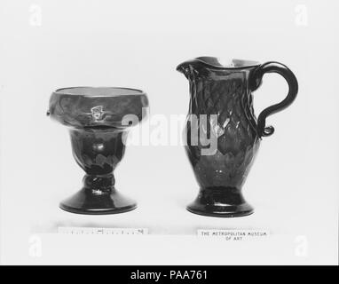 Creamer. Cultura: American. Dimensioni: H. 3 1/8 in. (7.9 cm). Data: 1780-1820. Museo: Metropolitan Museum of Art di New York, Stati Uniti d'America. Foto Stock