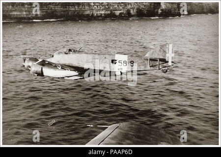 229 Savoia-Marchetti SM.79 Sparviero 2 Foto Stock