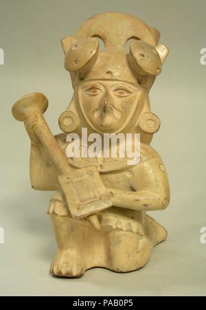 Staffa del tubo di lancio con bottiglia warrior figura. Cultura: Moche. Dimensioni: complessivo: 9 1/8 x 9 5/8 in. (23,18 x 24.51 cm) altri: 9 5/8 in. (24.51 cm). Data: 3a-5a secolo. Museo: Metropolitan Museum of Art di New York, Stati Uniti d'America. Foto Stock