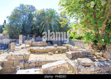 L' Auberge del langue auvergne rovine a Rodi città vecchia, Dodecaneso, Grecia Foto Stock