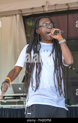 BUSY BEE HOSTING EPMD CONCERTO PRESSO NJ PAC Luglio 19,2018 Foto Stock