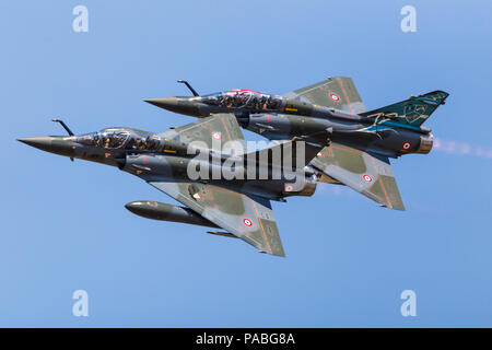 Francese Air Force Mirage 2000D (parte del Delta Couteau team) raffigurato all'2018 Royal International Air Tattoo a RAF Fairford nel Gloucestershire. Foto Stock