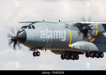 Airbus CE-400 Atlas raffigurato all'2018 Royal International Air Tattoo a RAF Fairford nel Gloucestershire. Foto Stock