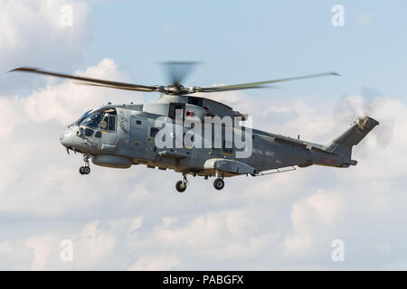 Royal Navy Merlin raffigurato all'2018 Royal International Air Tattoo a RAF Fairford nel Gloucestershire. Foto Stock