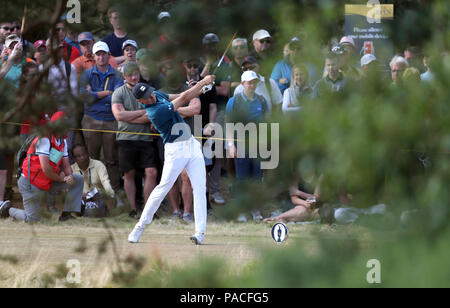 USA la Giordania Spieth tees off xiv durante la terza giornata del Campionato Open 2018 a Carnoustie Golf Links, Angus. Foto Stock