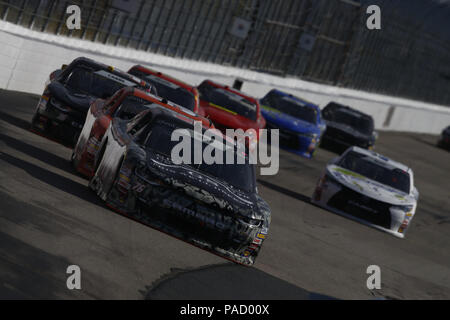 Luglio 21, 2018 - Loudon, New Hampshire, Stati Uniti d'America - Spencer Boyd (76) porta la sua auto attraverso le spire durante la Regione dei Laghi 200 in New Hampshire Motor Speedway in Loudon, New Hampshire. (Credito Immagine: © Chris Owens Asp Inc/ASP tramite ZUMA filo) Foto Stock