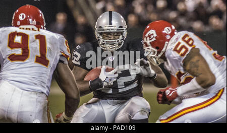 Oakland, la California, Stati Uniti d'America. 23 dic 2006. Oakland Raiders running back ReShard Lee (42) il Sabato, 23 dicembre 2006, a Oakland, in California. I capi sconfitti i raider 20-9. Credito: Al di Golub/ZUMA filo/Alamy Live News Foto Stock