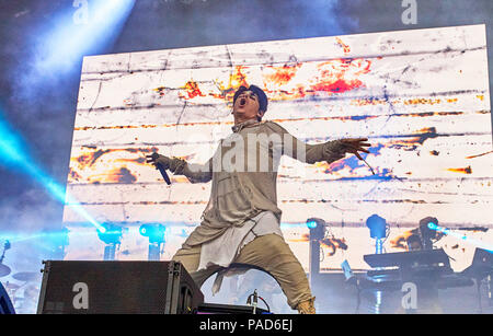 Cheshire, Regno Unito. 21 Luglio, 2018. Pioniere elettronico Gary Numan effettuando al Bluedot la scienza e il Festival di Musica Jodrell Bank, Cheshire, Regno Unito. 21 Luglio, 2018. Credito: Andy Von Pip/ZUMA filo/Alamy Live News Credito: ZUMA Press, Inc./Alamy Live News Foto Stock