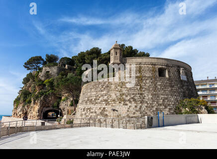 Monaco città cinta muraria, Mediterraneo fortificazione costiera, Europa meridionale Foto Stock