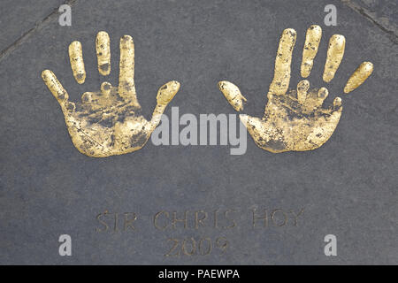 Golden hand prints di Sir Chris Hoy Foto Stock