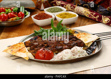 Spiedini di fegato Sish Kebab Foto Stock