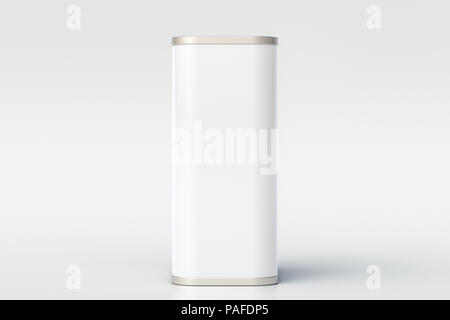 L'olio può. Vuoto bianco stagno rettangolare può essere isolato con percorso di clipping intorno può su sfondo bianco. Vista laterale. 3d illustrazione Foto Stock