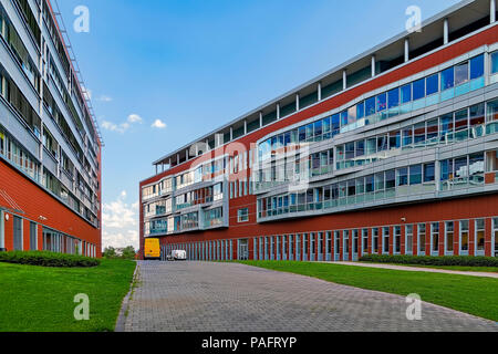 Gli edifici della facoltà di scienze in Lagymanyos campus della Eotvos Lorand University (ELTE). Questa è la più grande e la più antica università in Ungheria. Foto Stock