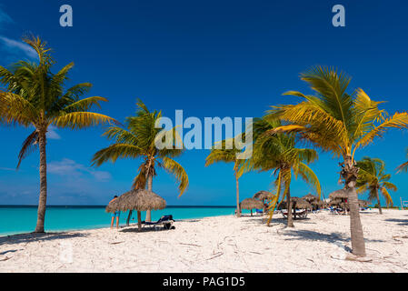 Spiaggia di sabbia di Playa Sirena dell isola di Cayo Largo, Cuba. Copia spazio per il testo Foto Stock