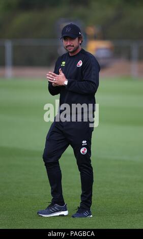 Harry Kewell durante la pre-stagione amichevole tra Norwich City e Crawley Town a prendere per Colney Training Center, Norwich, Regno Unito. Il 12 luglio 2018. Foto Stock