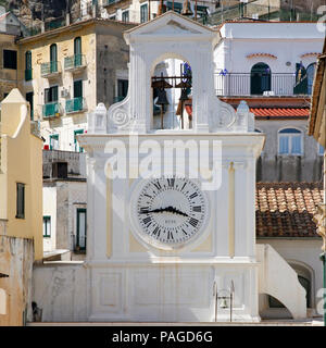 ATRANI, Italia - Giugno 03, 2012: il villaggio di Atrani, Costa d'Amalfi, Campania, Italia, Europa Foto Stock