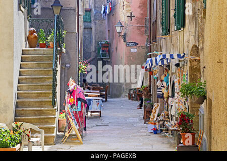 Antico Borgo "castello" nell'isola del Giglio, Arcipelago Toscano Foto Stock