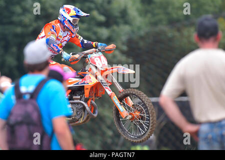 Loket, Repubblica Ceca. 22 Luglio, 2018. Gran Premio della Repubblica ceca, un campionato del mondo motocross evento, è stato tenuto in Loket, Repubblica Ceca, domenica 22 luglio, 2018. MXGP vincitore Jeffrey Harlings dall Olanda. Credito: Miroslav Chaloupka/CTK foto/Alamy Live News Foto Stock