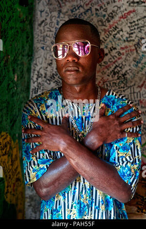 Musicista e cantante Jose KEYMER, membro della prossima musica colombiana gruppo Kombilesa Mi, e creatore del nuovo genere letterario chiamato Rap Folkloriko Palenquero, Foto Stock