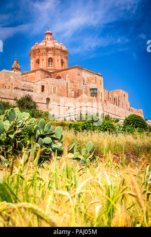 Mdina, Malta - una città fortificata nella regione settentrionale di Malta, la vecchia capitale dell'isola. Foto Stock