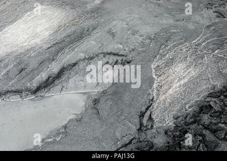 Fly ash modello durante la pioggia e il flusso di acqua Foto Stock