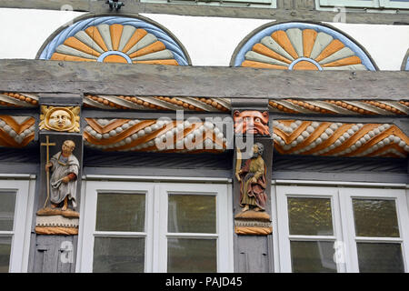 HAMELN, Germania - MARZO 07, 2009: dettagli di una casa nel centro di Hameln, in Germania Foto Stock