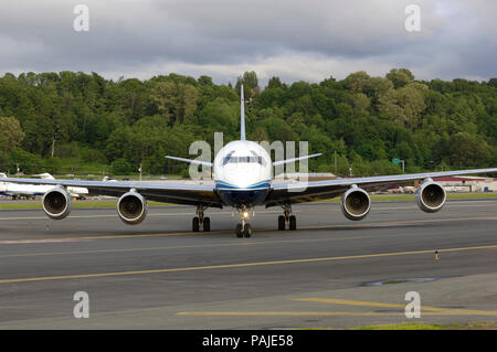 ATI - Trasporti aerei internazionali di McDonnell Douglas DC-8-73F rullaggio Foto Stock