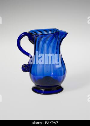 Creamer. Cultura: americano o britannico. Dimensioni: H. 4 3/8 in. (11,1 cm). Data: 1780-1820. Museo: Metropolitan Museum of Art di New York, Stati Uniti d'America. Foto Stock