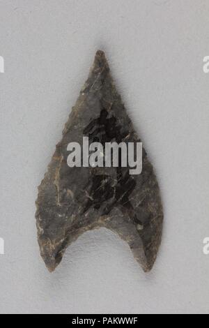 Arrowhead. Cultura: il Giappone. Dimensioni: L. 1 1/8 in. (2,9 cm); W. 3/4 in. (1.9 cm). Museo: Metropolitan Museum of Art di New York, Stati Uniti d'America. Foto Stock